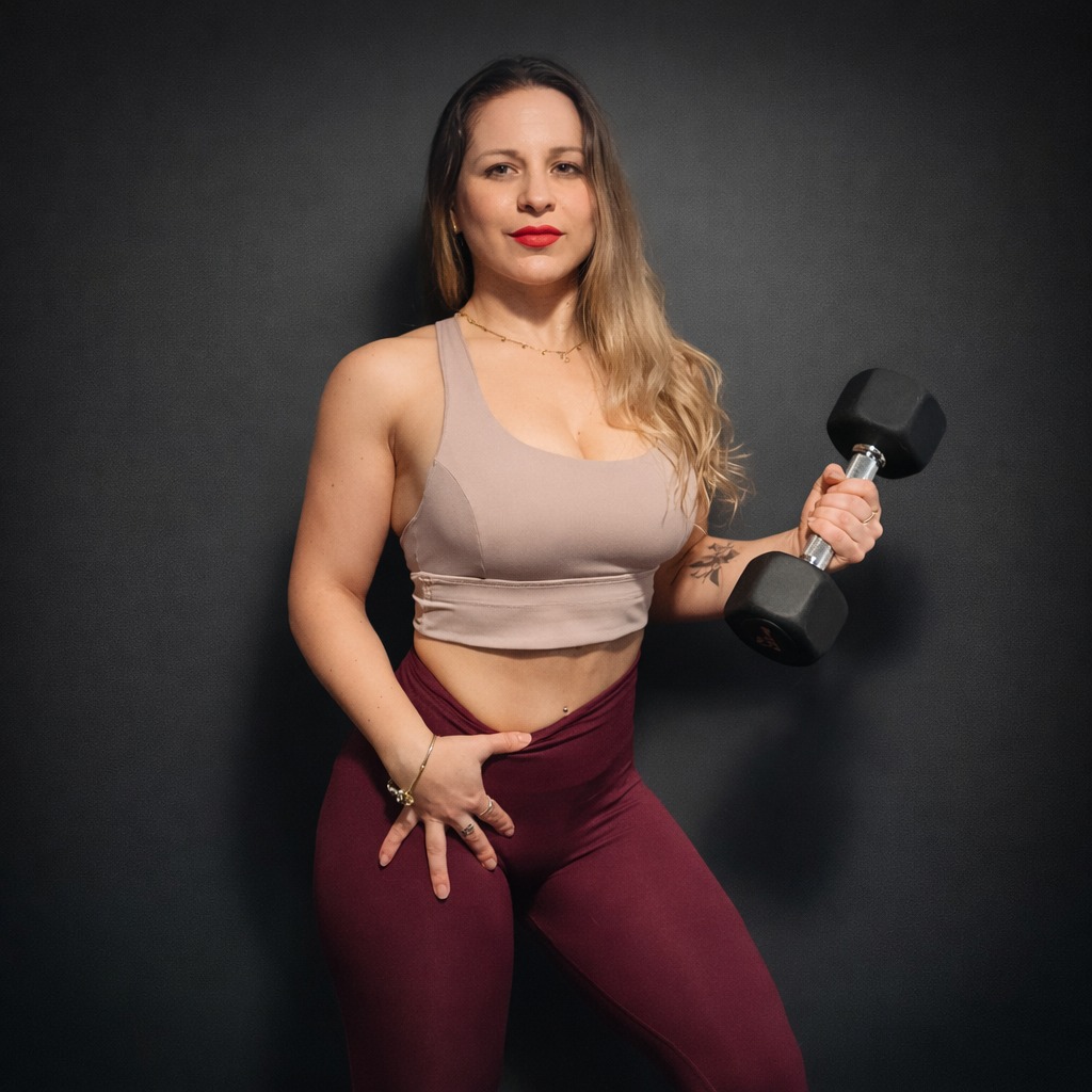 Laura Ormol con mancuerna